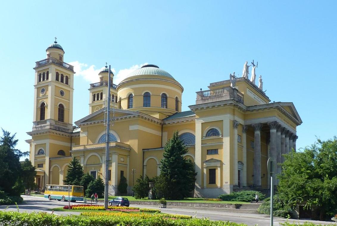Cathedral Basilica of St. John the Apostle, Eger