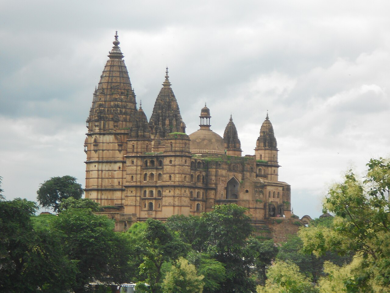 Orchha Fort