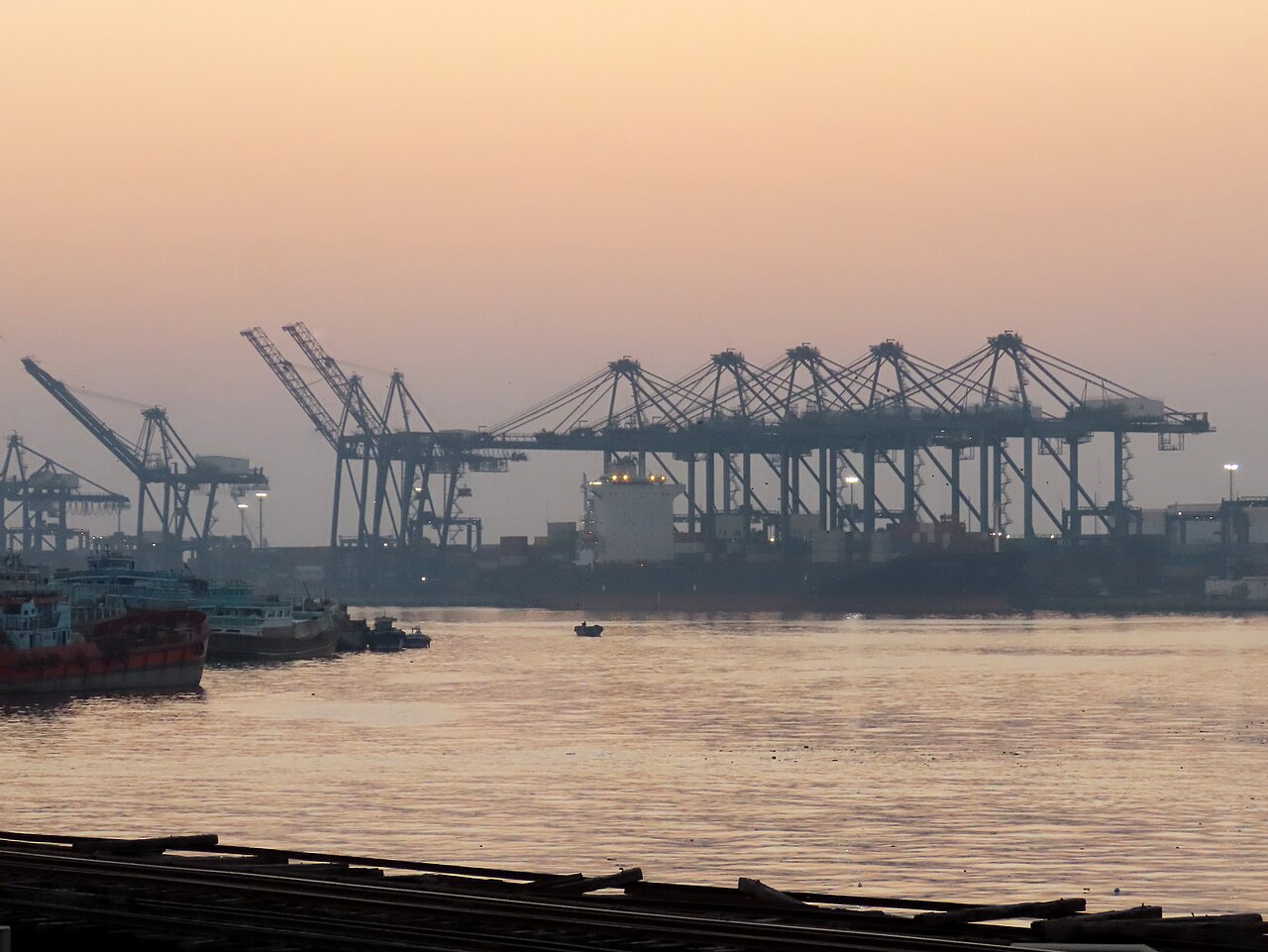 Port Grand - Karachi